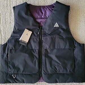 Nike ACG Black and Purple Vest Reversible Large